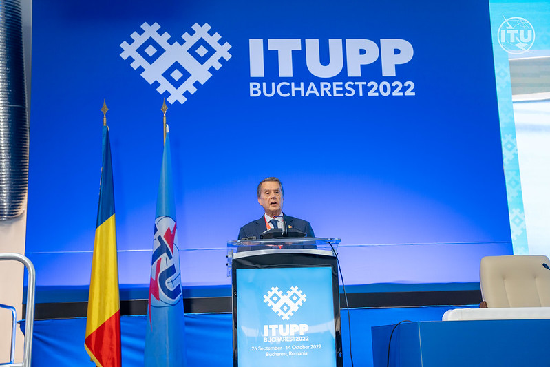 ​El Secretario de Estado, Roberto Sánchez, durante su intervención en el plenario de la Conferencia de Plenipotenciarios de la UIT (intervención SE)​